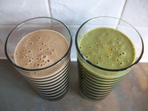 Homemade Cookie Dough Smoothies: Green Smoothie and Dessert Thickie