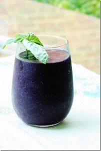 Pre-apocalyptic Blackberry Basil Smoothie: Choosing Raw