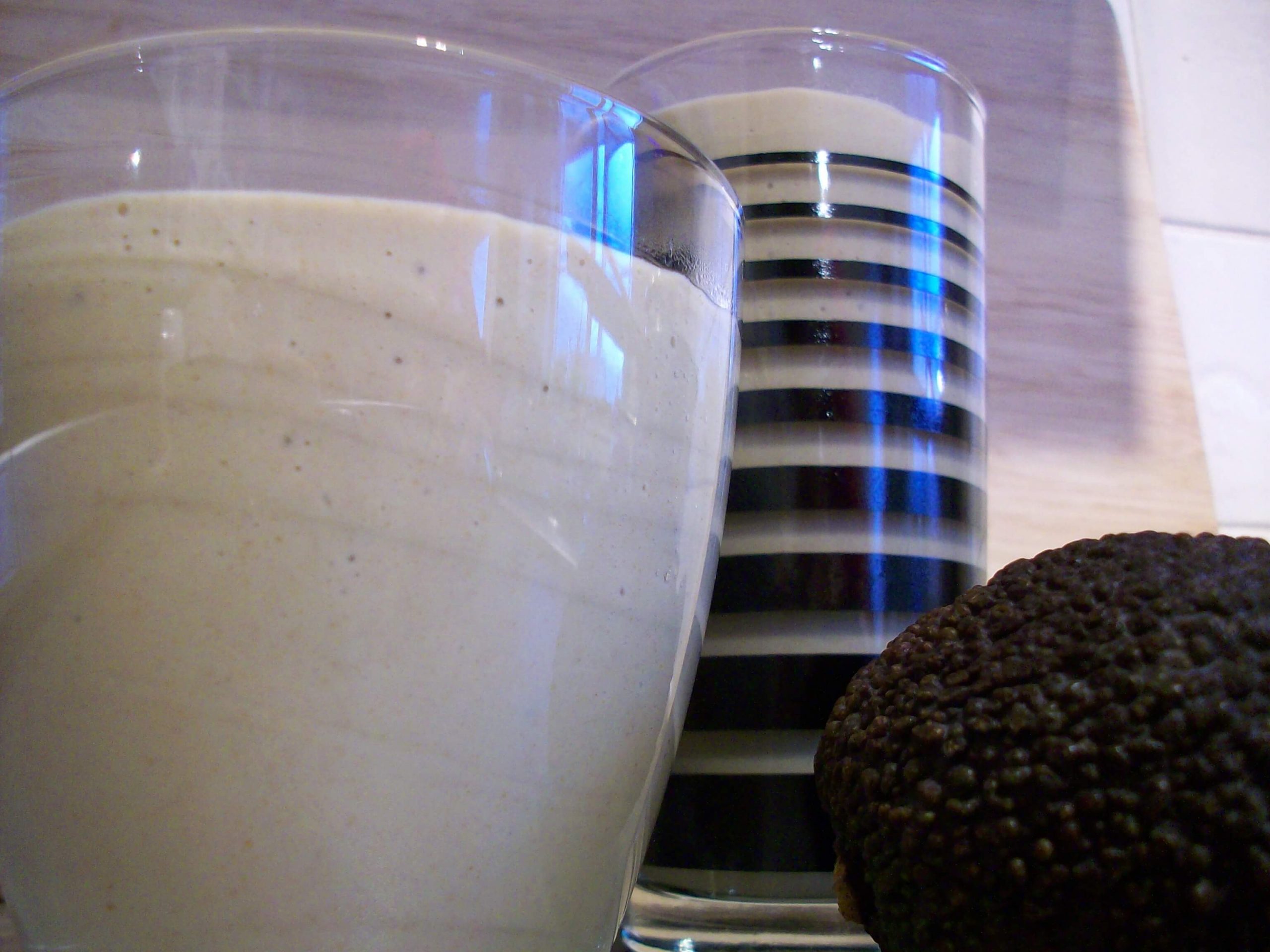 Avocado Peach Green Thickie Smoothie