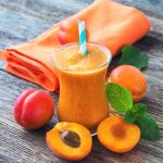 Apricot Mango Spinach Smoothie