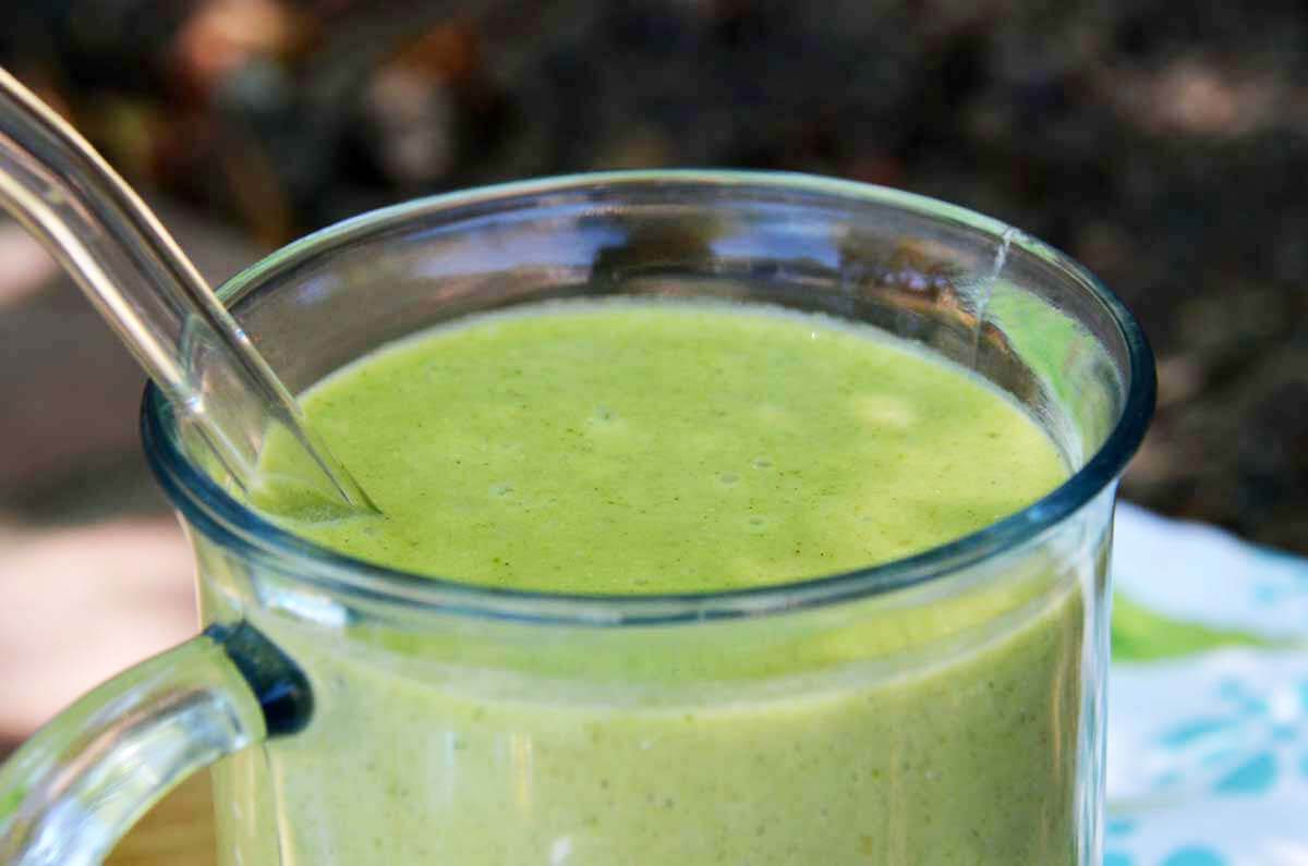 Coconut Mango Spinach Smoothie