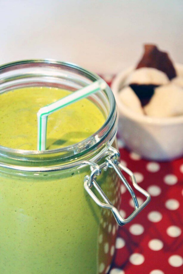 Kiwi Apple and Coconut Green Thickie Smoothie