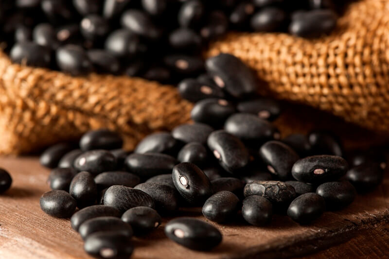 34 High Protein Vegetables You Probably Already Eat; Organic Raw Dry Black Beans