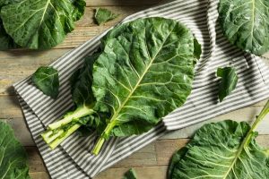34 High Protein Vegetables You Probably Already Eat; Raw Green Organic Collard Greens