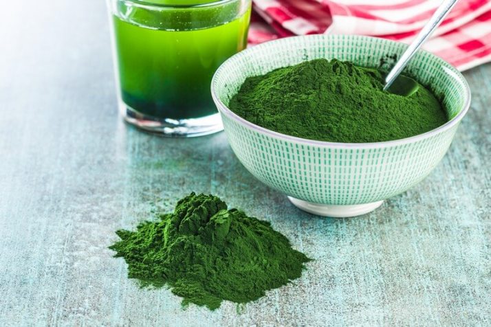 Spinach Powder Vs Fresh Spinach: Includes Weight Loss Recipe; Chlorella or green barley. Detox superfood